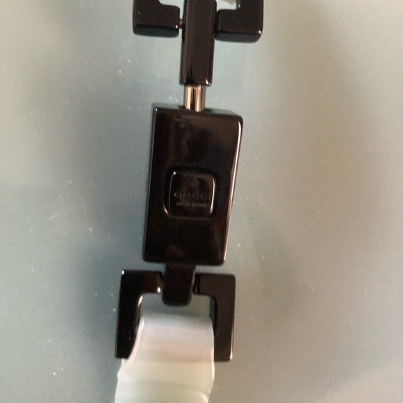 Gucci by Tom Ford - Picture 3 of 7